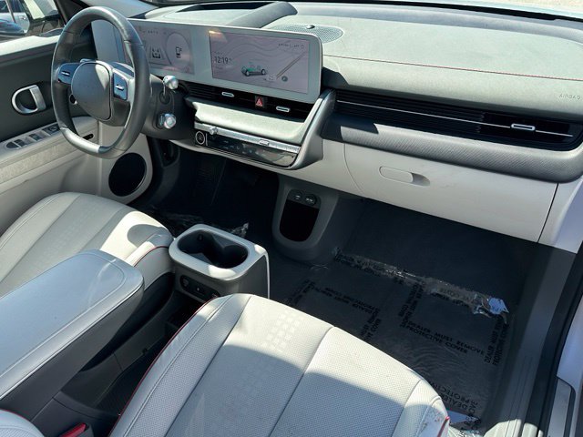 2024 Hyundai IONIQ 5 Limited — photo 10 of 41