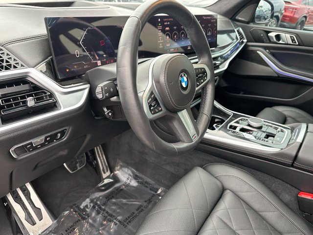 2023 BMW X7 xDrive40i — photo 27 of 36