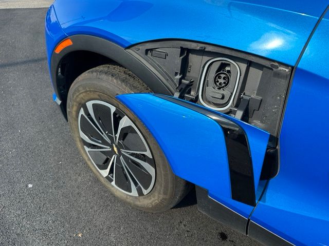 2024 Chevrolet Blazer EV LT — photo 9 of 29