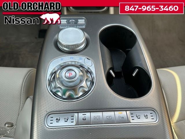 2023 Genesis GV60 Performance — photo 17 of 23