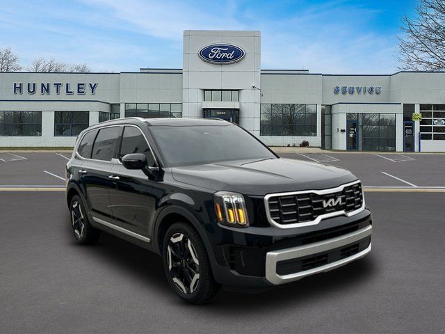 2024 Kia Telluride S — photo 4 of 52