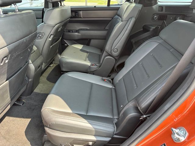 2024 Hyundai Santa Fe Hybrid Calligraphy — photo 16 of 43
