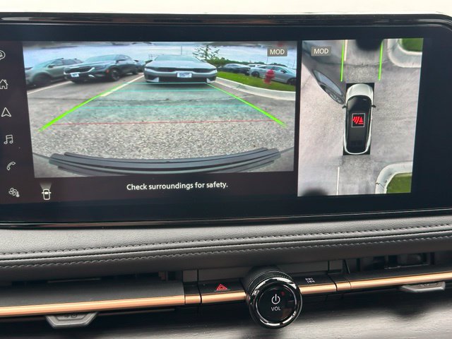 2023 Nissan Ariya Evolve+ e-4orce — photo 27 of 31