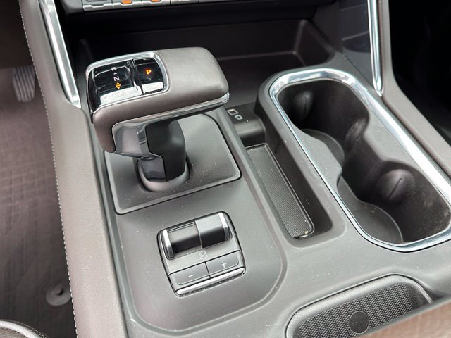 2023 GMC Sierra 1500 Denali — photo 24 of 34