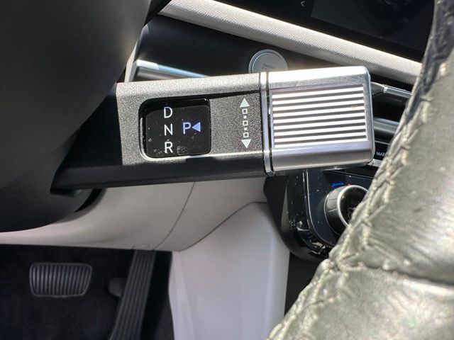 2025 Hyundai Tucson Hybrid Limited — photo 39 of 39