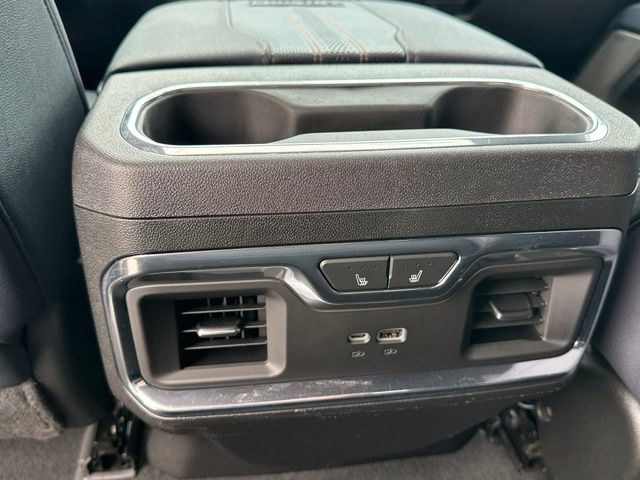 2024 Chevrolet Silverado 2500HD High Country — photo 14 of 53