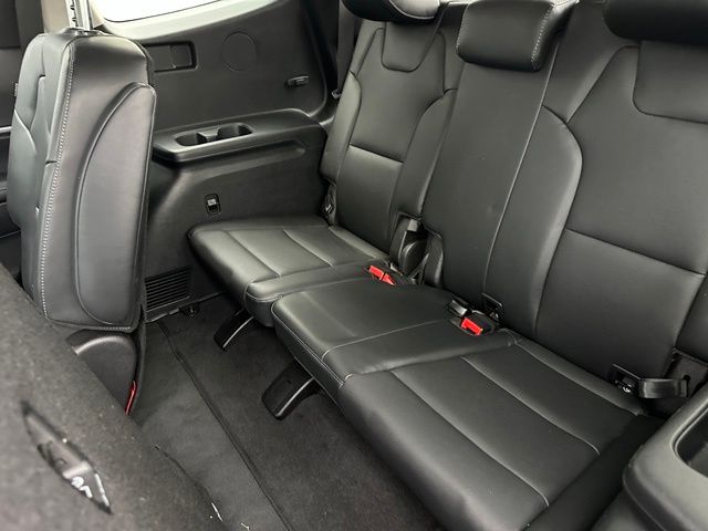 2024 Kia Telluride S — photo 38 of 52