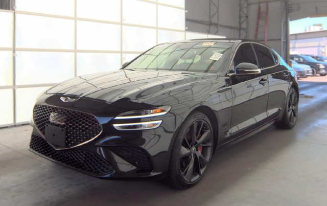 2023 Genesis G70 3.3T — photo 1 of 9