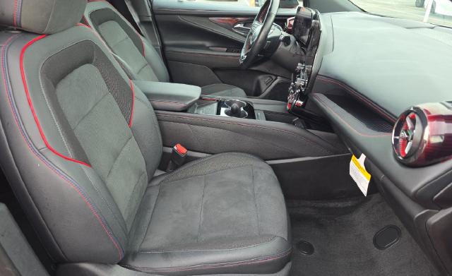 2024 Chevrolet Blazer EV RS — photo 6 of 8