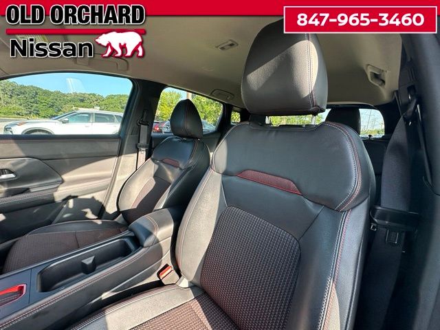 2025 Nissan Kicks SR — photo 11 of 22