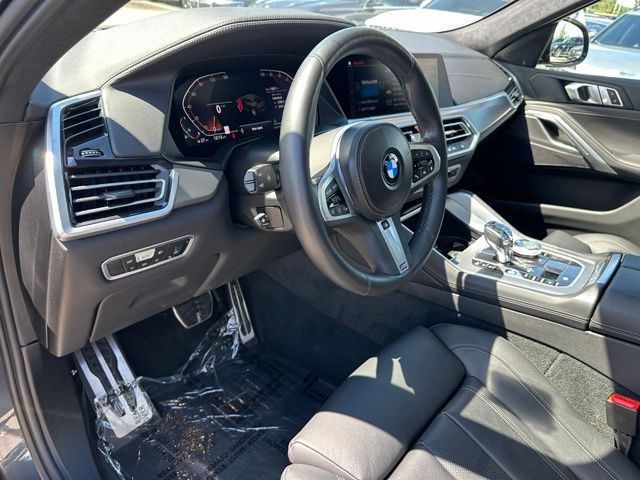 2022 BMW X6 xDrive40i — photo 22 of 29