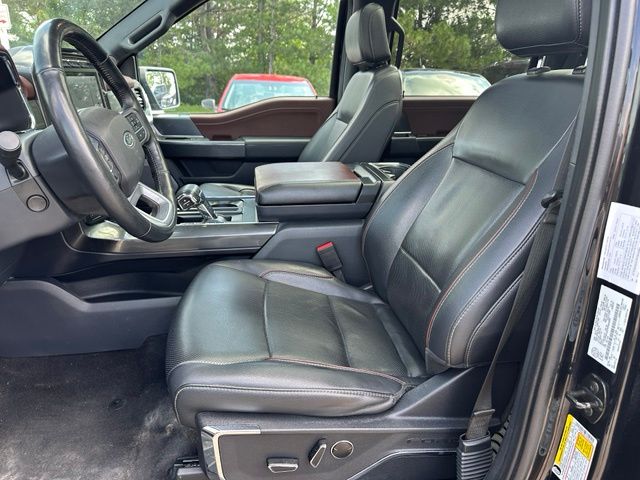 2023 Ford F-150 Lariat — photo 15 of 25