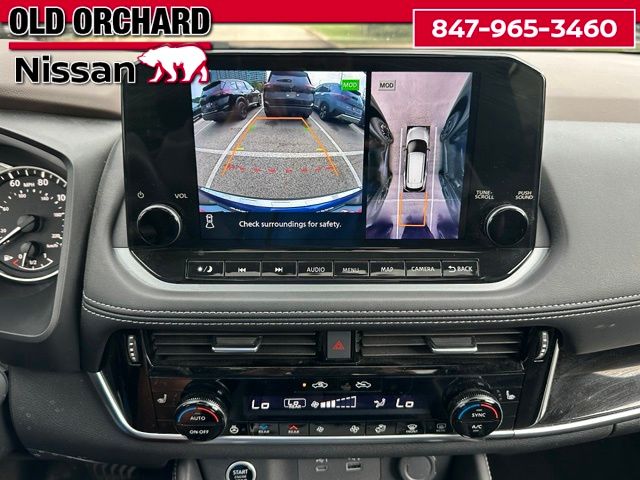2023 Nissan Rogue SL — photo 17 of 23