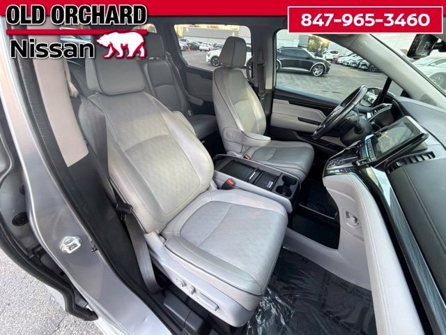 2022 Honda Odyssey Elite — photo 12 of 19