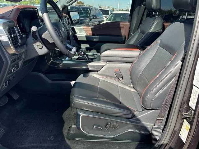 2023 Ford F-150 Lariat — photo 15 of 31