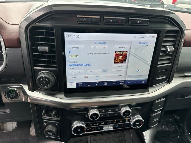 2023 Ford F-150 Lariat — photo 24 of 29