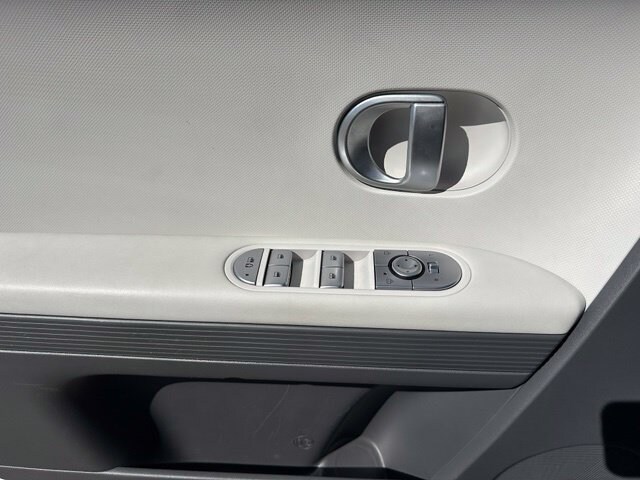 2024 Hyundai IONIQ 5 SEL — photo 18 of 28