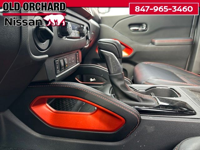 2025 Nissan Frontier PRO-4X — photo 18 of 23
