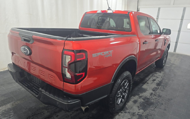 2024 Ford Ranger XLT — photo 4 of 10