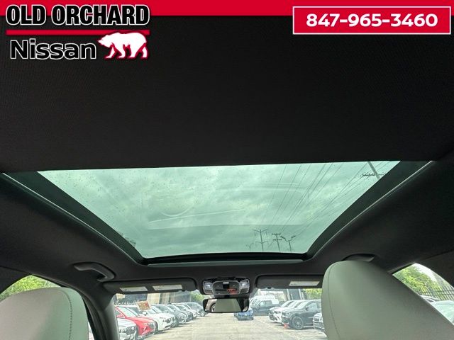 2025 Hyundai Tucson Hybrid Limited — photo 13 of 22