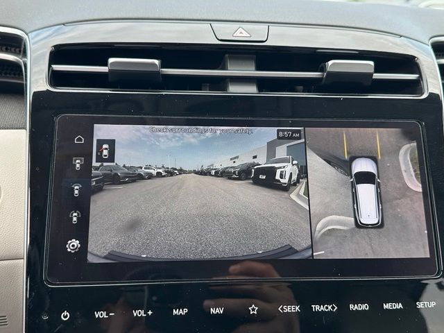 2023 Hyundai Tucson Hybrid Limited — photo 29 of 36