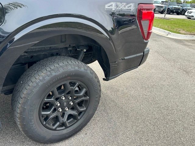 2024 Ford F-150 XLT — photo 8 of 26