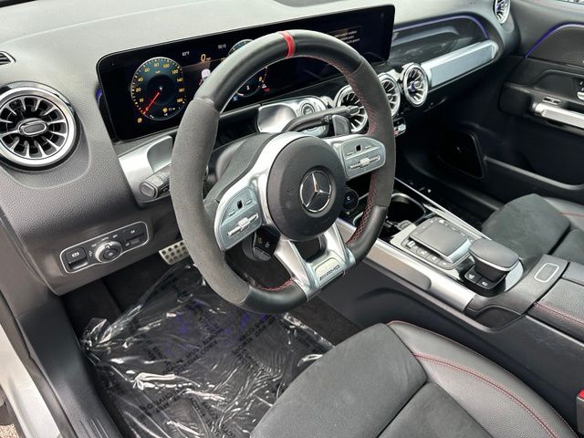 2023 Mercedes-Benz GLB GLB 35 AMG® — photo 26 of 37