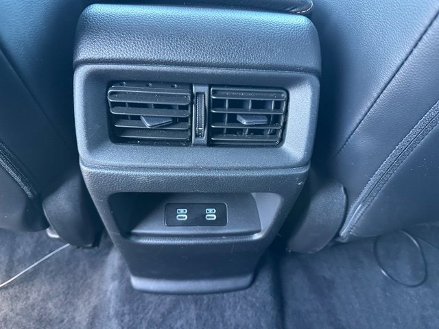2024 Honda CR-V Hybrid Sport Touring — photo 19 of 31