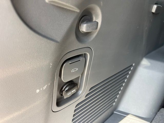2024 Kia EV9 GT-Line — photo 16 of 44