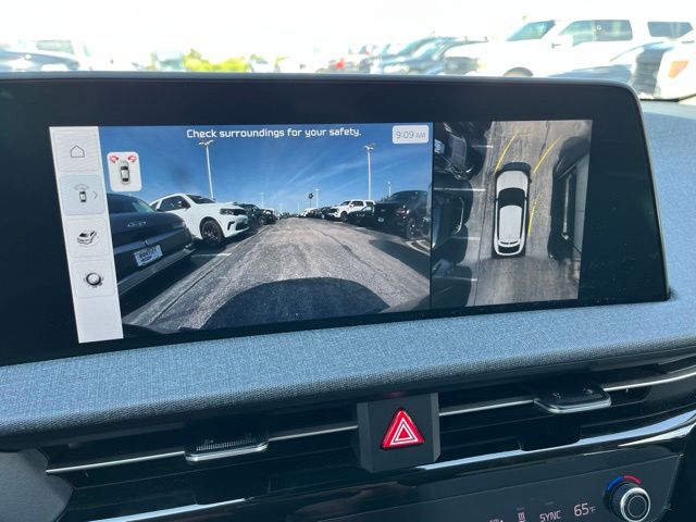 2023 Kia EV6 Wind — photo 22 of 32