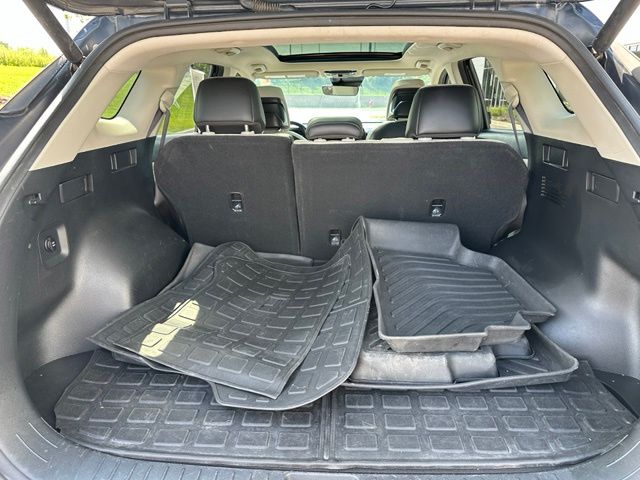 2024 Kia Sportage Hybrid EX — photo 9 of 31