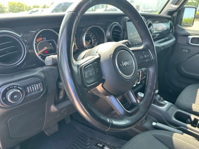 2022 Jeep Wrangler Unlimited Sport Altitude — photo 18 of 26