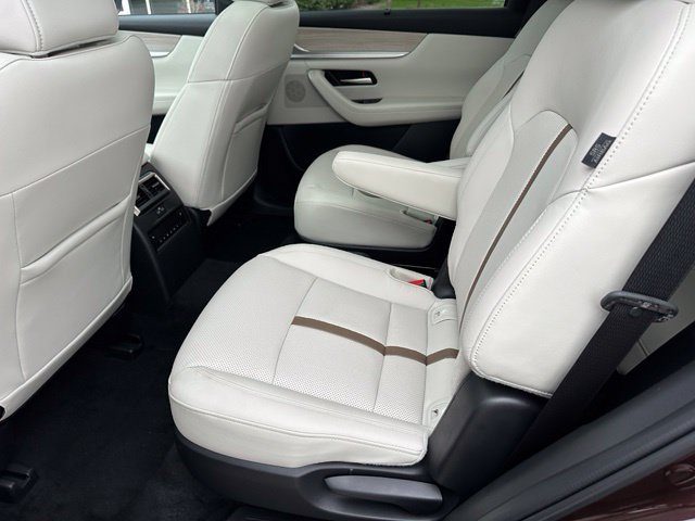 2024 Mazda CX-90 Phev Premium Plus — photo 18 of 36