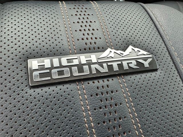 2024 Chevrolet Silverado 2500HD High Country — photo 44 of 53