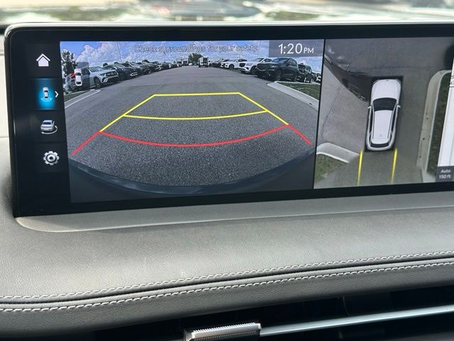 2025 Genesis GV70 2.5T — photo 32 of 43