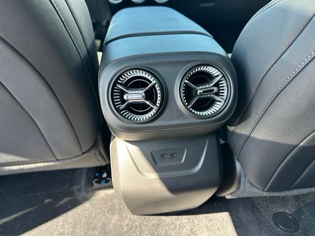 2025 Chevrolet Blazer EV LT — photo 19 of 33