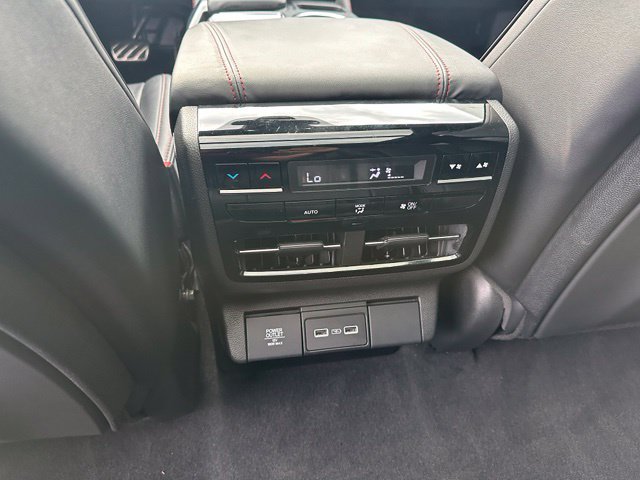 2024 Acura MDX A-Spec — photo 20 of 32
