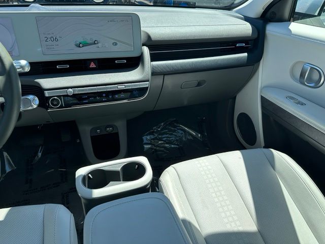 2024 Hyundai IONIQ 5 Limited — photo 20 of 39