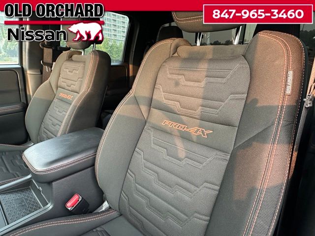 2025 Nissan Frontier PRO-4X — photo 15 of 23