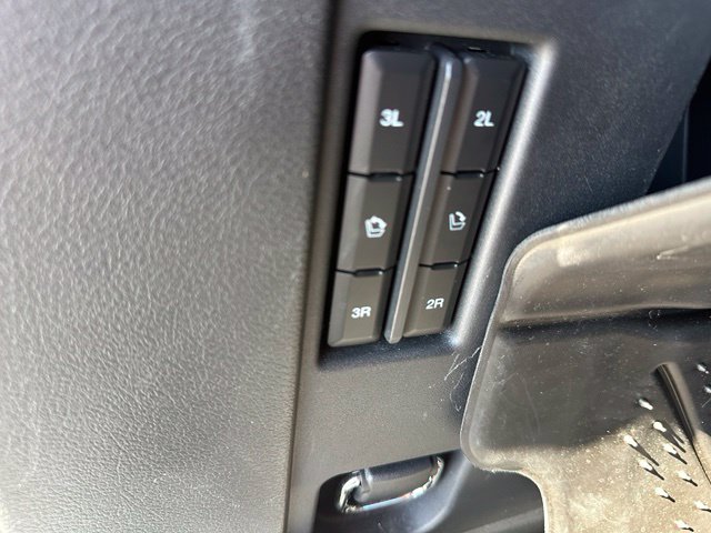 2023 Ford Expedition Max Limited — photo 15 of 39