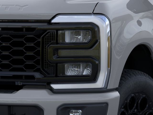 2026 Ford F-350SD XLT — photo 19 of 52