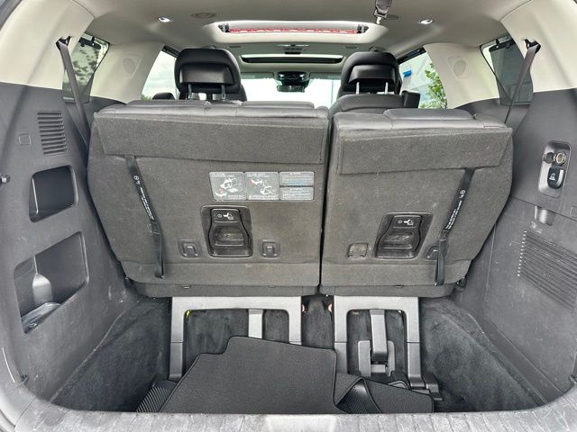 2023 Kia Carnival SX Prestige — photo 12 of 36