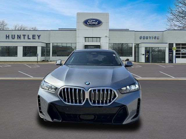 2025 BMW X6 xDrive40i — photo 2 of 29