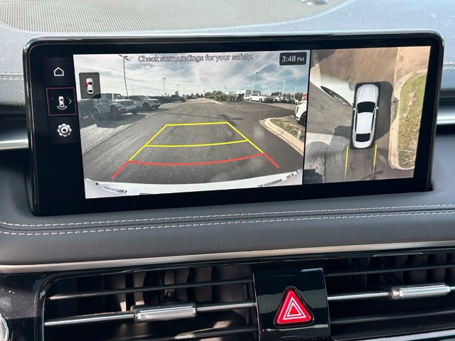 2025 Genesis G70 3.3T Sport Advanced — photo 28 of 39