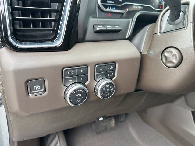 2023 GMC Sierra 1500 Denali — photo 22 of 34