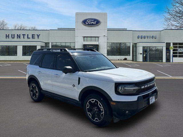 2025 Ford Bronco Sport Outer Banks — photo 3 of 28