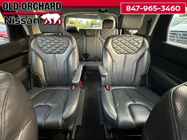 2022 Hyundai Palisade Limited — photo 12 of 24