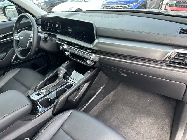 2024 Kia Telluride S — photo 9 of 52