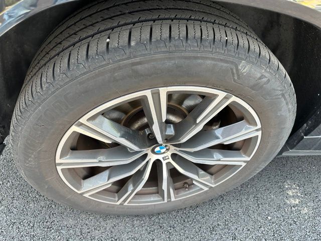 2025 BMW X6 xDrive40i — photo 10 of 28