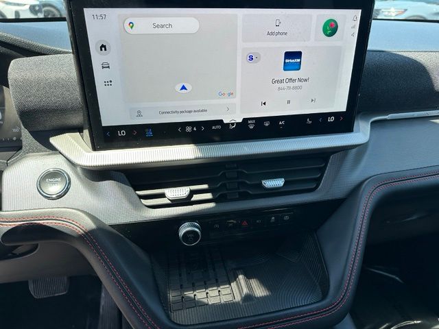 2025 Ford Explorer ST — photo 28 of 38